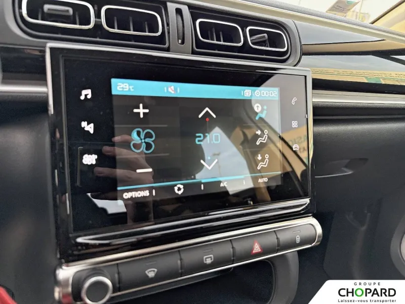 Image secondaire du véhicule 11