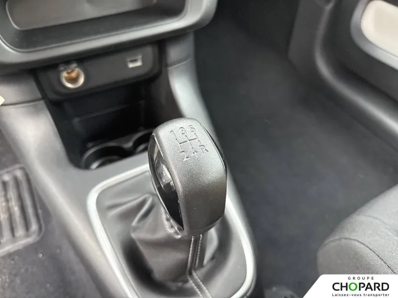 Image secondaire du véhicule 14