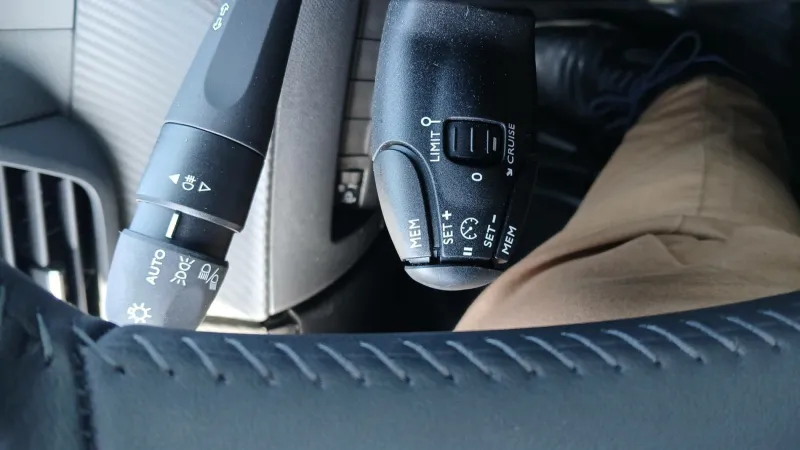 Image secondaire du véhicule 36