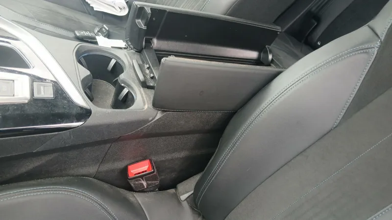 Image secondaire du véhicule 32