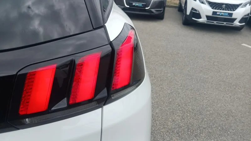 Image secondaire du véhicule 35