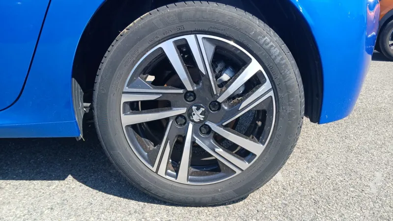 Image secondaire du véhicule 14