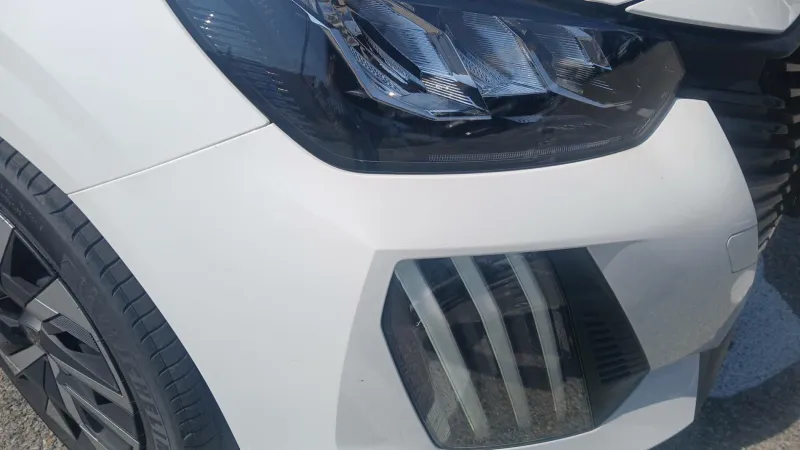 Image secondaire du véhicule 40