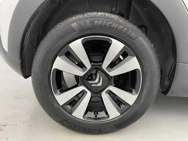 Image secondaire du véhicule 45