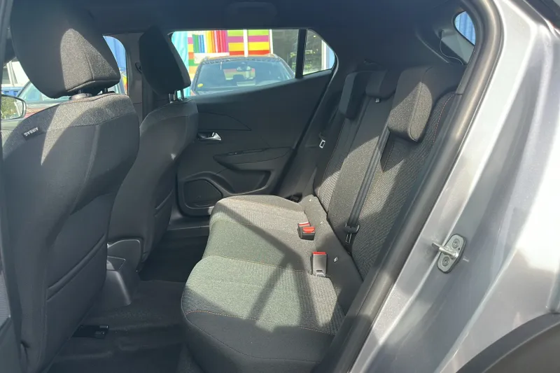 Image secondaire du véhicule 12