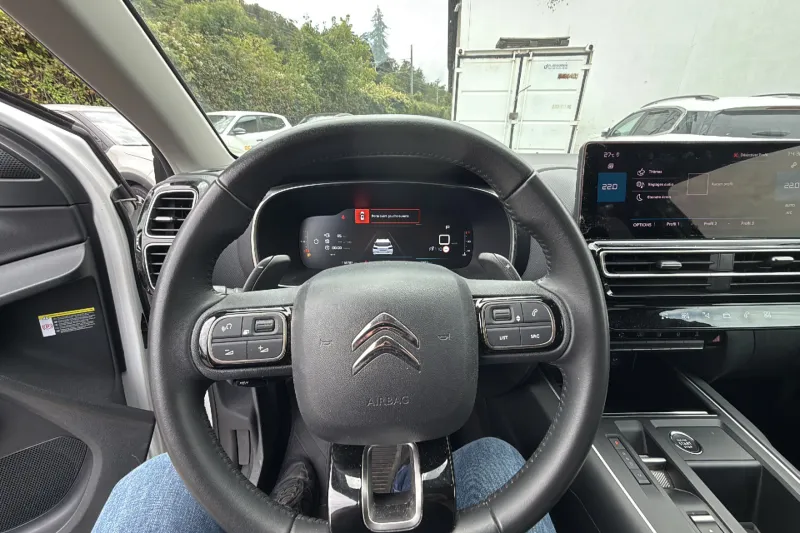 Image secondaire du véhicule 15