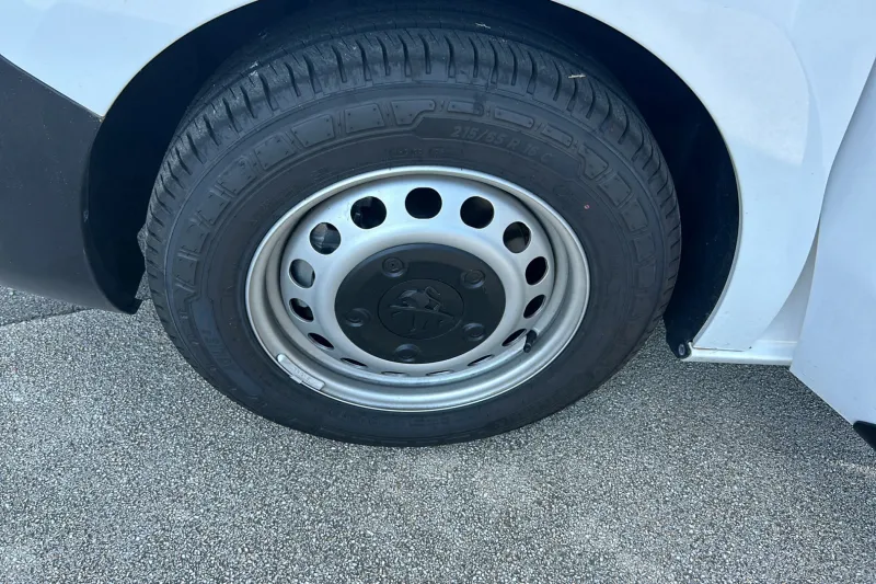 Image secondaire du véhicule 13