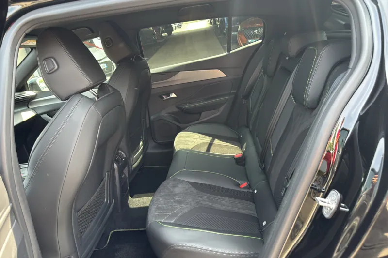 Image secondaire du véhicule 16