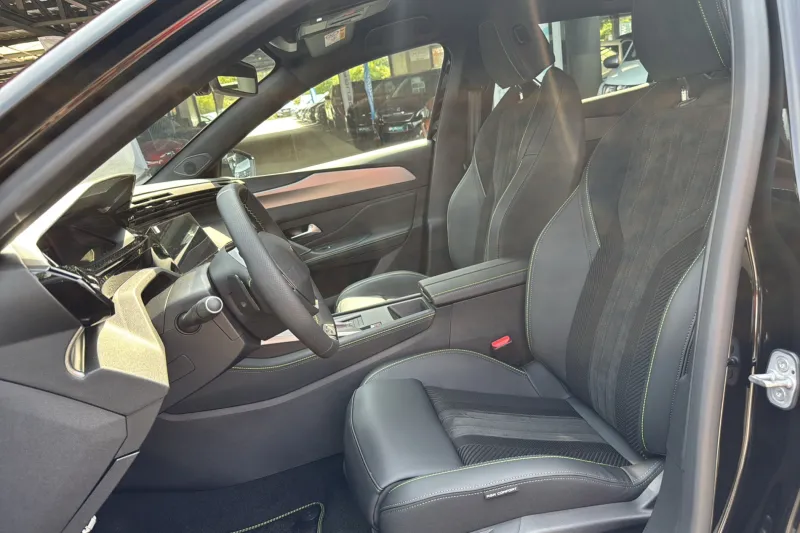 Image secondaire du véhicule 17