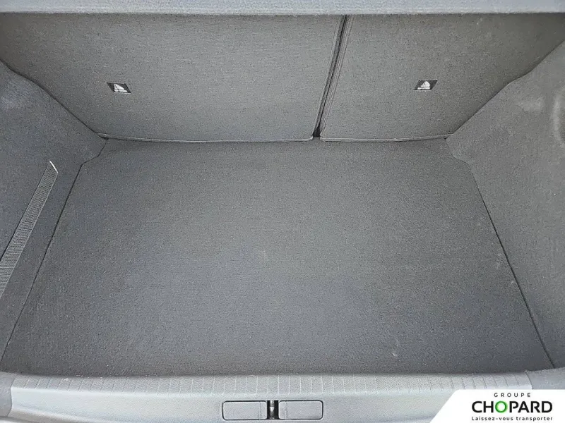 Image secondaire du véhicule 9