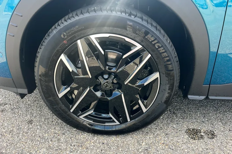 Image secondaire du véhicule 10