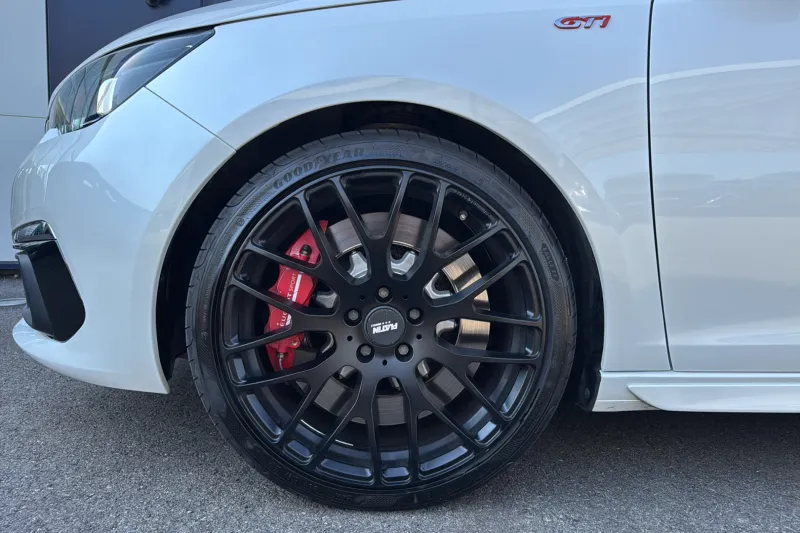 Image secondaire du véhicule 14