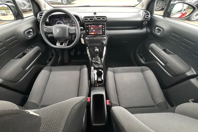 Image secondaire du véhicule 12