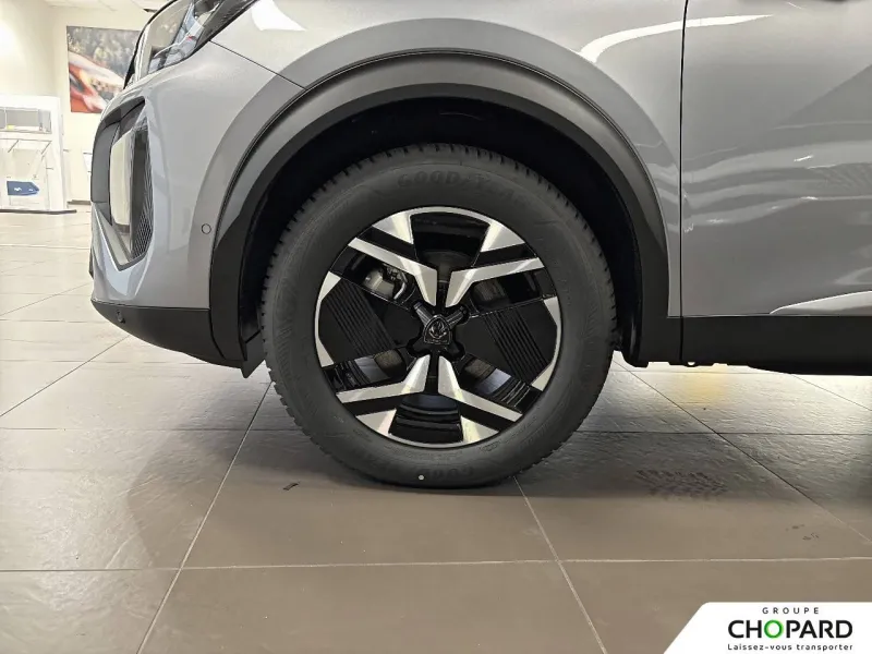 Image secondaire du véhicule 10