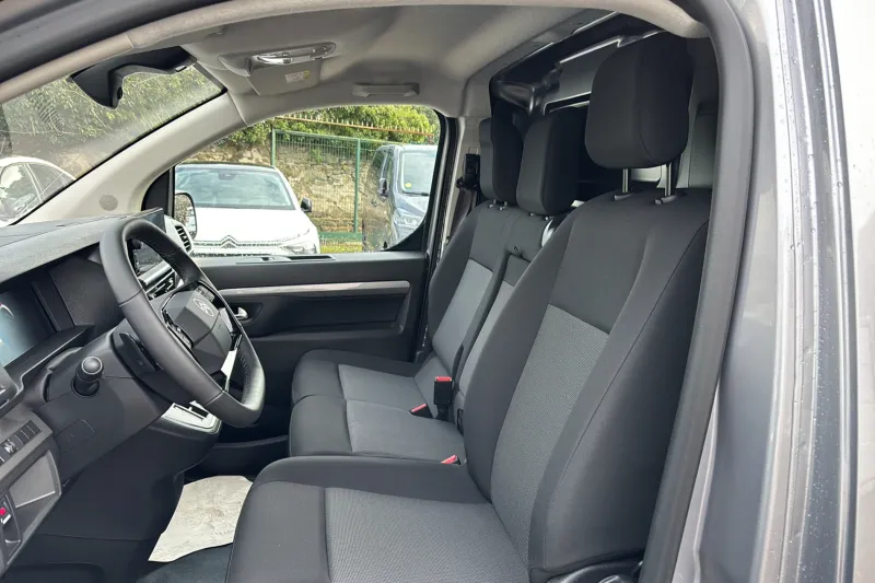 Image secondaire du véhicule 11