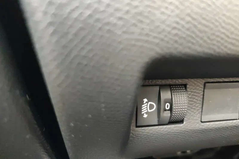 Image secondaire du véhicule 32