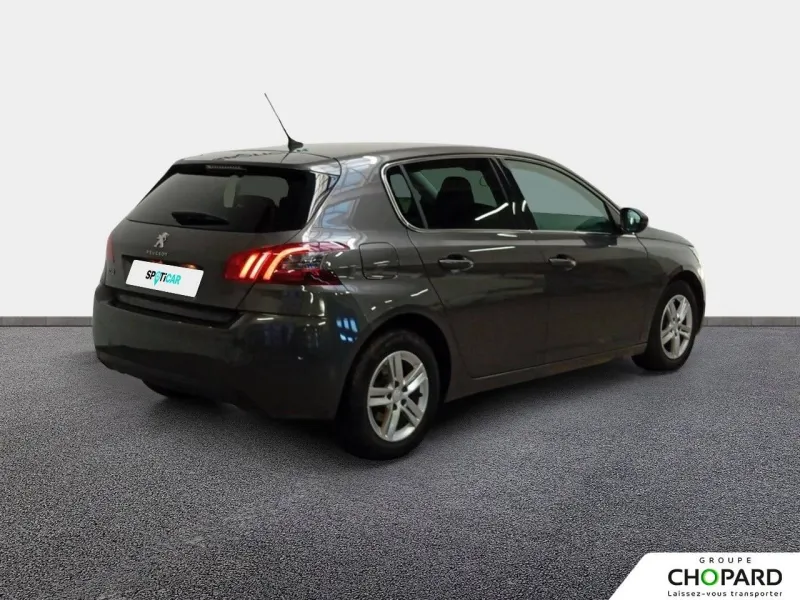 Image secondaire du véhicule 9