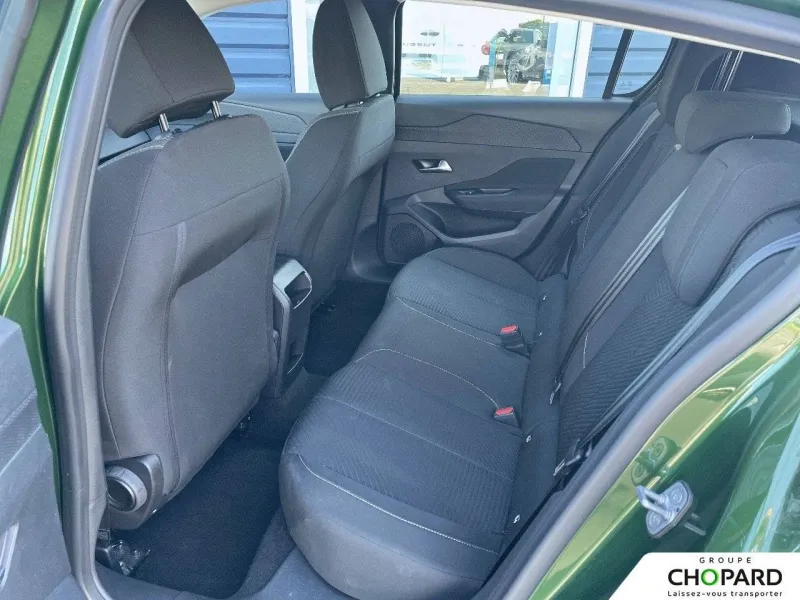 Image secondaire du véhicule 12