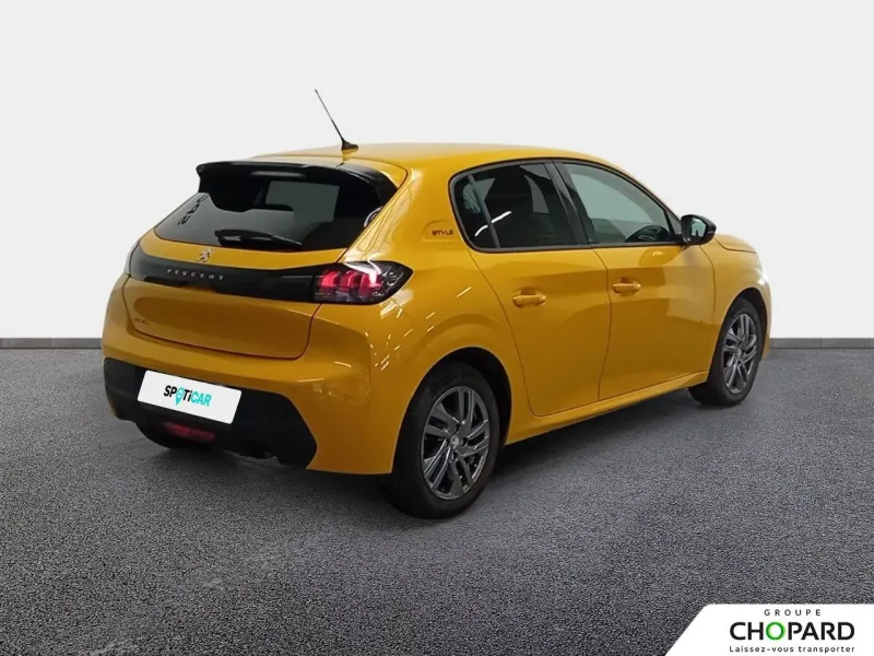 Image secondaire du véhicule 9