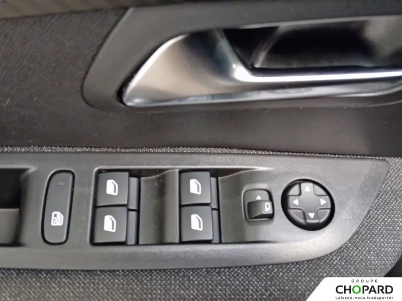 Image secondaire du véhicule 8