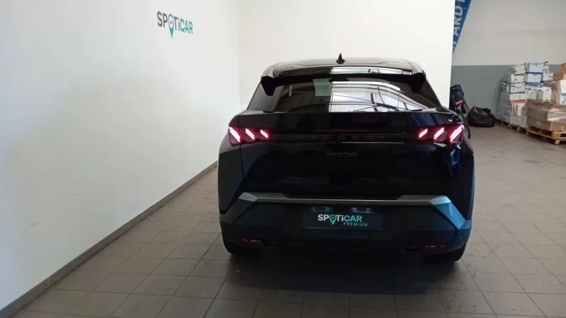 Image secondaire du véhicule 4