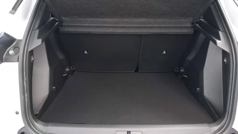 Image secondaire du véhicule 10