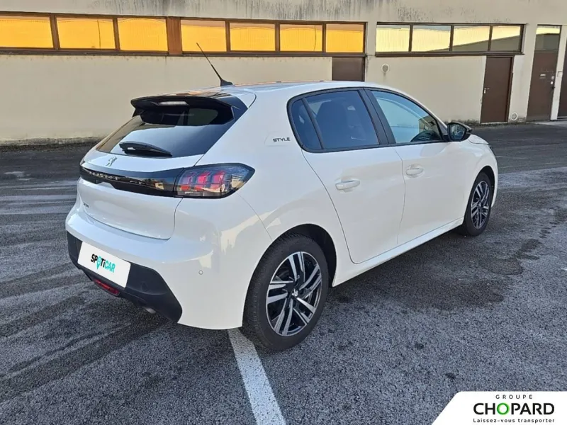 Image secondaire du véhicule 32