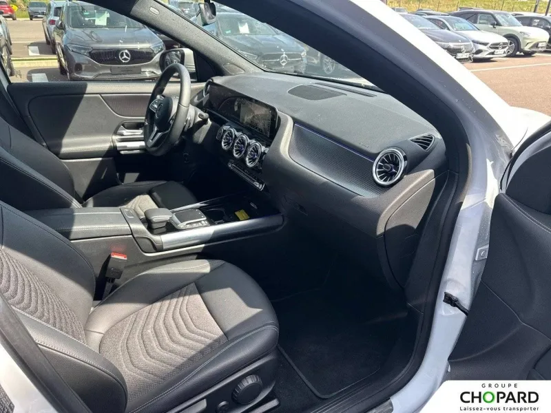 Image secondaire du véhicule 14