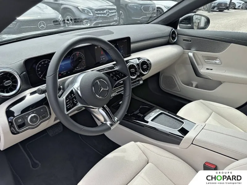 Image secondaire du véhicule 13