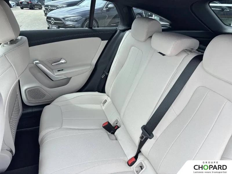 Image secondaire du véhicule 19