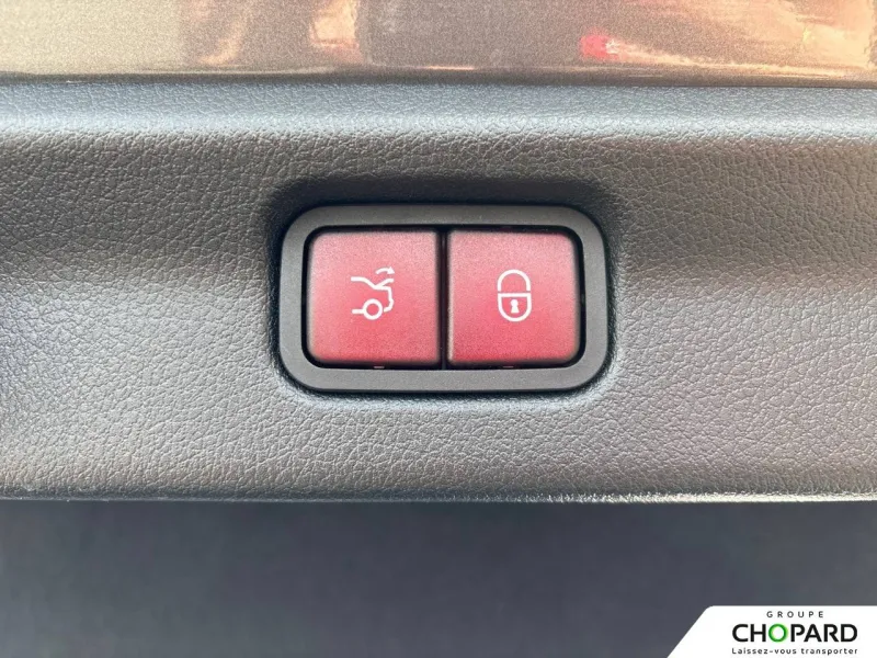 Image secondaire du véhicule 25