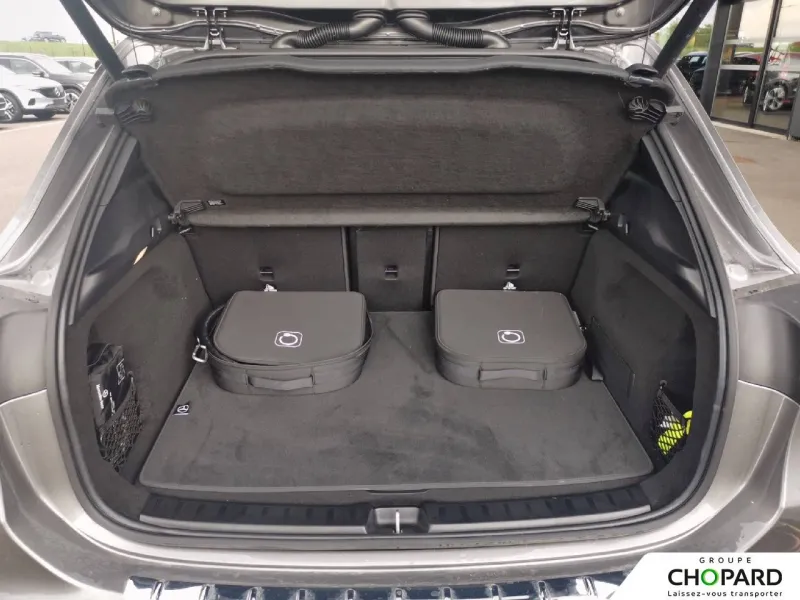 Image secondaire du véhicule 9