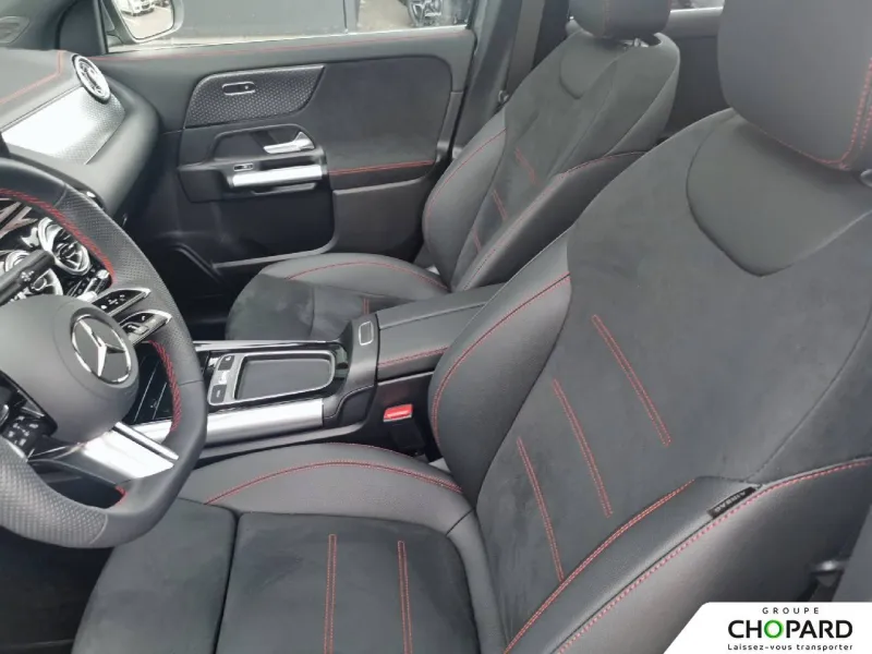 Image secondaire du véhicule 12