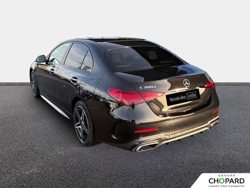 Image secondaire du véhicule 8