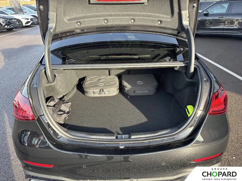 Image secondaire du véhicule 9