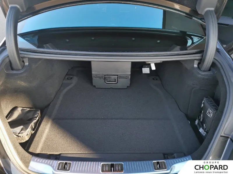 Image secondaire du véhicule 9