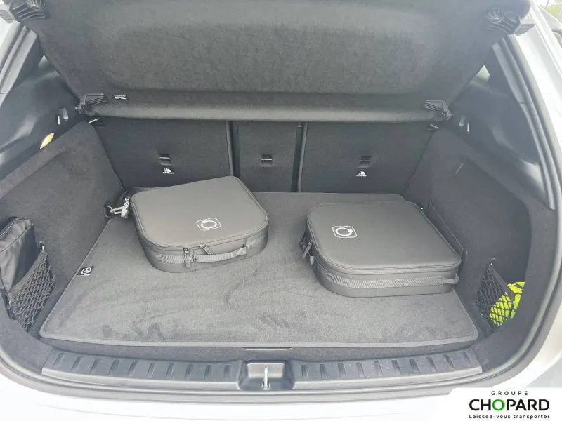 Image secondaire du véhicule 9