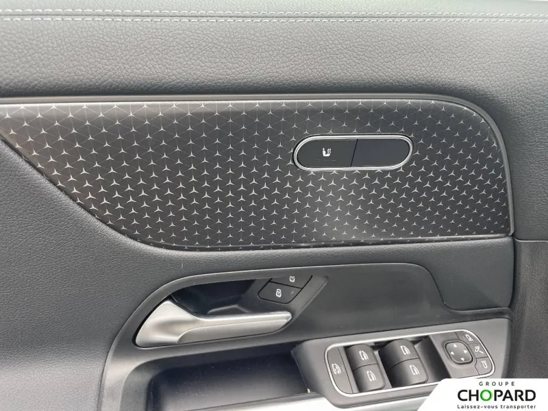 Image secondaire du véhicule 22