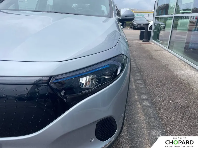 Image secondaire du véhicule 24