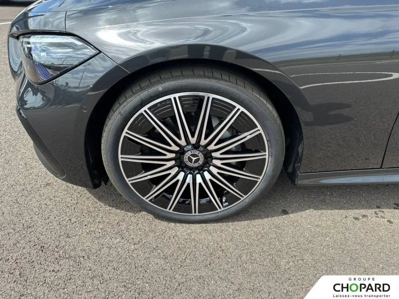 Image secondaire du véhicule 11