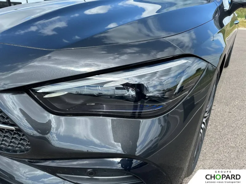 Image secondaire du véhicule 12