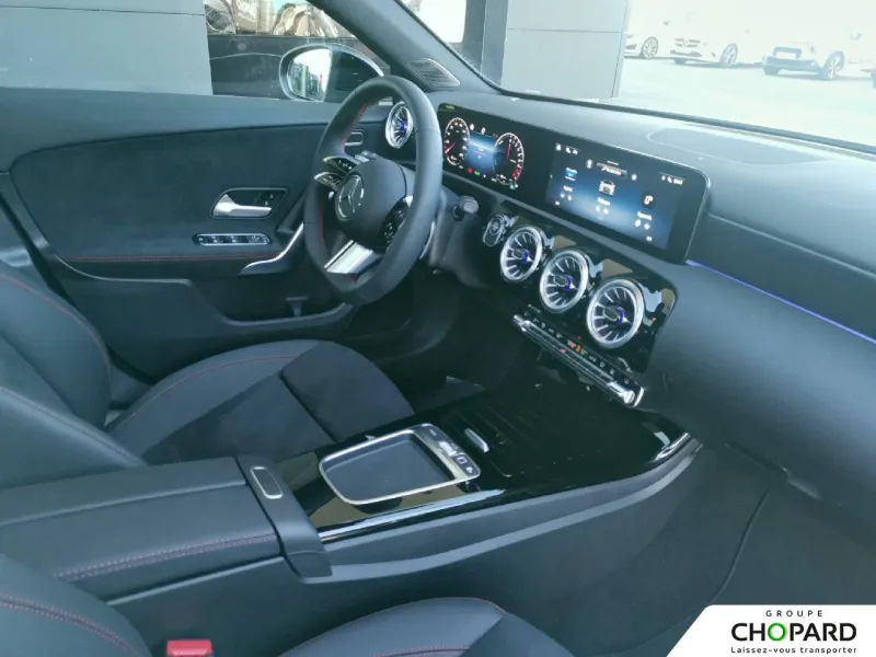 Image secondaire du véhicule 14