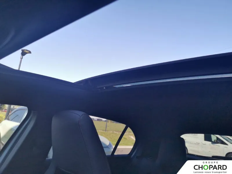 Image secondaire du véhicule 22