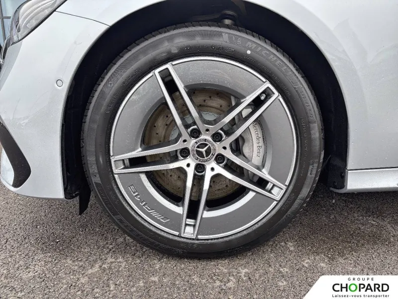 Image secondaire du véhicule 24