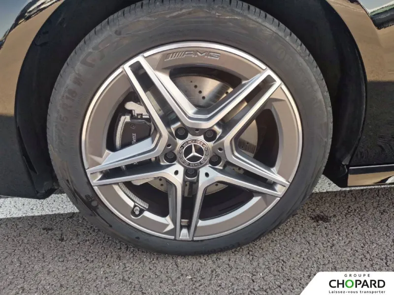 Image secondaire du véhicule 23