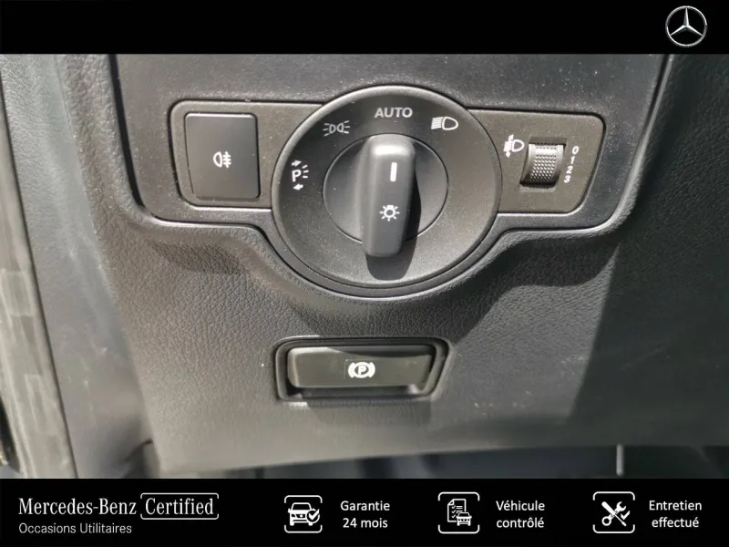 Image secondaire du véhicule 23