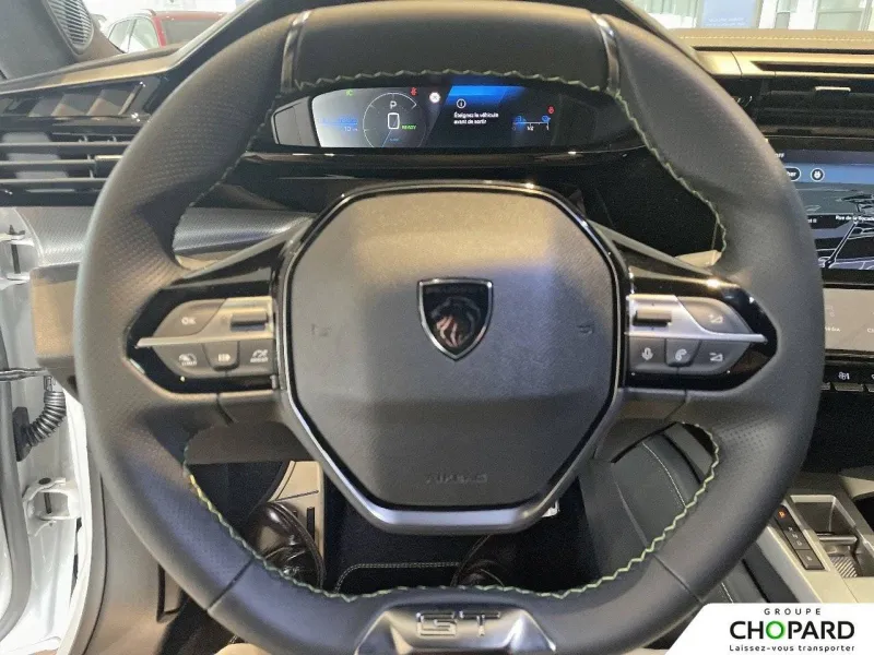 Image secondaire du véhicule 22