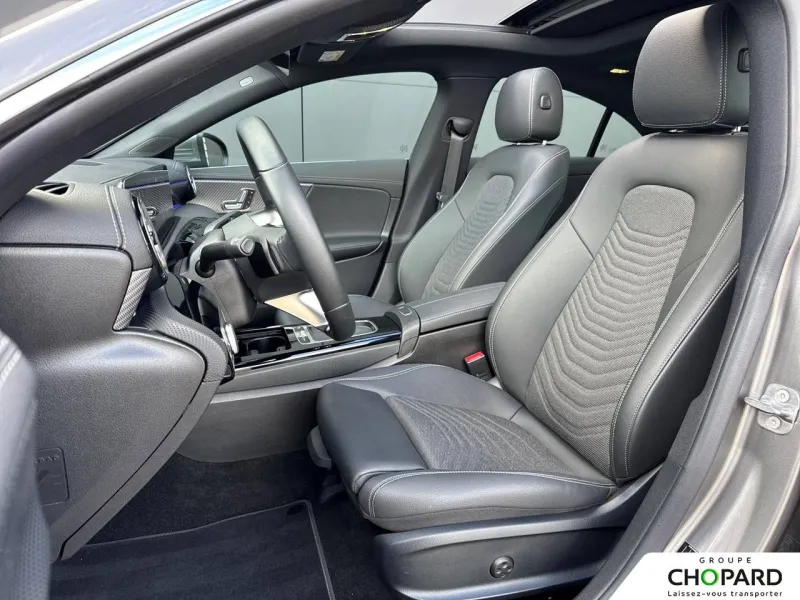 Image secondaire du véhicule 12