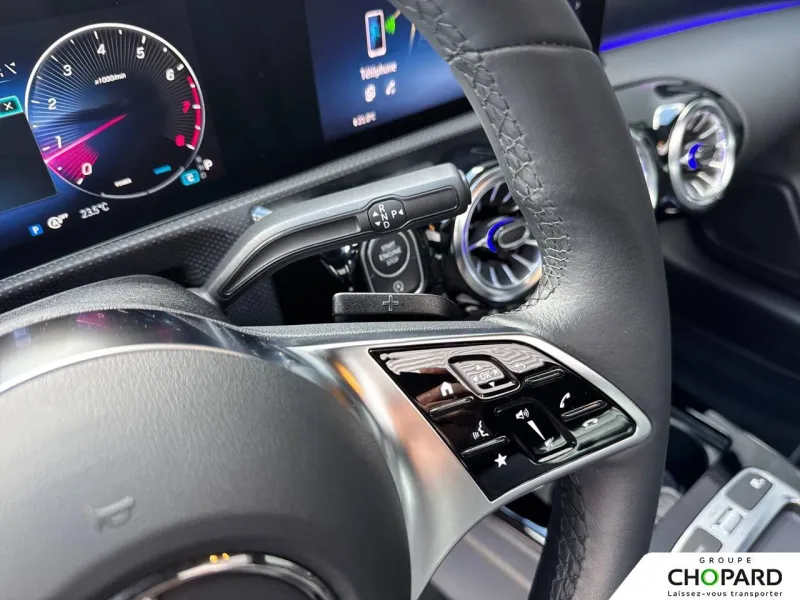 Image secondaire du véhicule 24