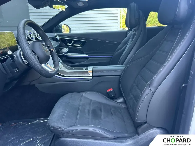 Image secondaire du véhicule 12